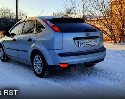 Сірий Форд Фокус, об'ємом двигуна 1.4 л та пробігом 257 тис. км за 4500 $, фото 1 на Automoto.ua