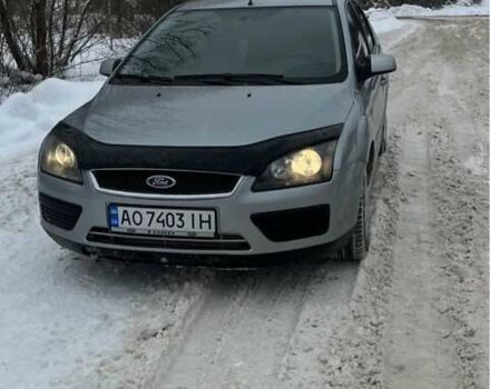 Серый Форд Фокус, объемом двигателя 1.56 л и пробегом 270 тыс. км за 3700 $, фото 1 на Automoto.ua