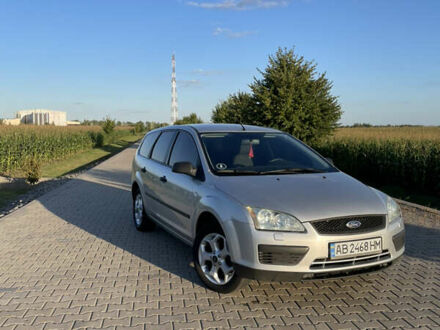 Форд Фокус 2005 в Виннице на Automoto.ua Серый Форд Фокус, объемом двигателя 1.6 л и пробегом 310 тыс. км за 4300 $, фото 1 на Automoto.ua