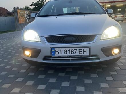 Форд Фокус 2005 у Полтаві на Automoto.ua Сірий Форд Фокус, об'ємом двигуна 1.6 л та пробігом 315 тис. км за 4650 $, фото 1 на Automoto.ua