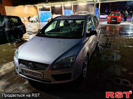 Форд Фокус 2005 в Сумах на Automoto.ua Серый Форд Фокус, объемом двигателя 1.8 л и пробегом 207 тыс. км за 4300 $, фото 1 на Automoto.ua