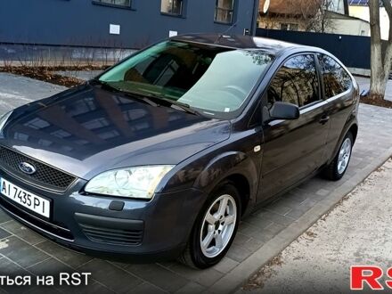 Форд Фокус 2005 в Ирпене на Automoto.ua Серый Форд Фокус, объемом двигателя 1.6 л и пробегом 214 тыс. км за 3750 $, фото 1 на Automoto.ua