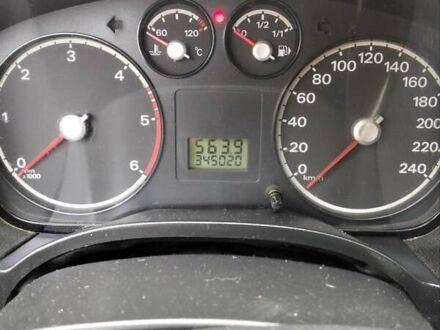 Форд Фокус 2005 у Коростене на Automoto.ua Сірий Форд Фокус, об'ємом двигуна 1.56 л та пробігом 345 тис. км за 4250 $, фото 1 на Automoto.ua
