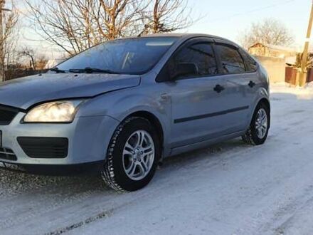 Серый Форд Фокус, объемом двигателя 1.4 л и пробегом 257 тыс. км за 4500 $, фото 1 на Automoto.ua