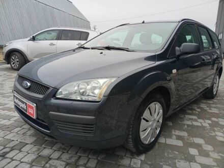 Серый Форд Фокус, объемом двигателя 1.6 л и пробегом 317 тыс. км за 3690 $, фото 1 на Automoto.ua