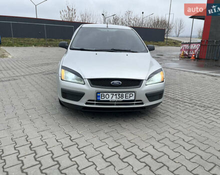 Сірий Форд Фокус, об'ємом двигуна 1.56 л та пробігом 319 тис. км за 3650 $, фото 1 на Automoto.ua