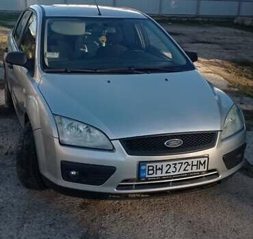 Сірий Форд Фокус, об'ємом двигуна 1.6 л та пробігом 400 тис. км за 3600 $, фото 1 на Automoto.ua