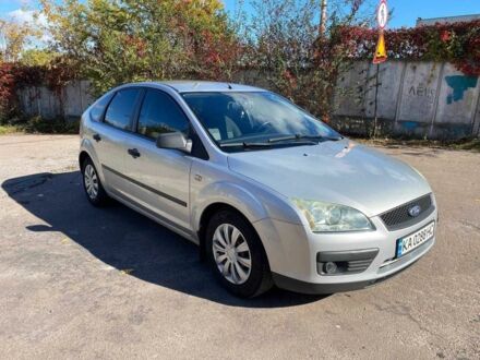 Форд Фокус 2005 в Житомире на Automoto.ua Серый Форд Фокус, объемом двигателя 1.6 л и пробегом 209 тыс. км за 4950 $, фото 1 на Automoto.ua