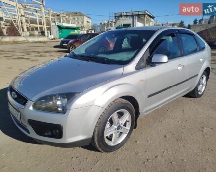 Серый Форд Фокус, объемом двигателя 1.56 л и пробегом 204 тыс. км за 3999 $, фото 1 на Automoto.ua