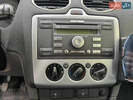 Форд Фокус 2005 в Маневичах на Automoto.ua Серый Форд Фокус, объемом двигателя 1.8 л и пробегом 315 тыс. км за 4150 $, фото 1 на Automoto.ua