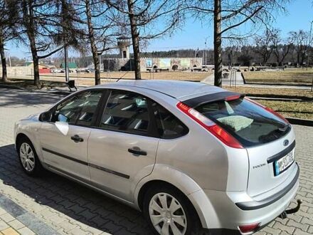 Серый Форд Фокус, объемом двигателя 1.6 л и пробегом 227 тыс. км за 4300 $, фото 1 на Automoto.ua