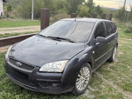 Сірий Форд Фокус, об'ємом двигуна 1.6 л та пробігом 300 тис. км за 3268 $, фото 1 на Automoto.ua