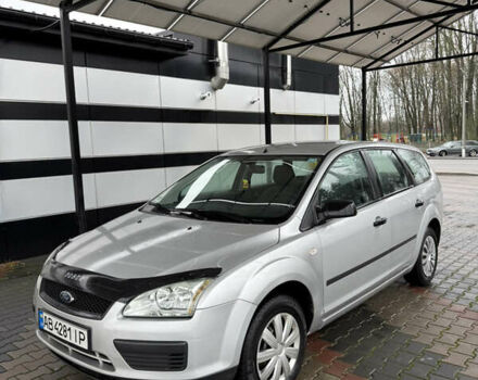 Серый Форд Фокус, объемом двигателя 1.6 л и пробегом 242 тыс. км за 3999 $, фото 1 на Automoto.ua