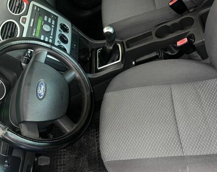 Сірий Форд Фокус, об'ємом двигуна 1.6 л та пробігом 2 тис. км за 3900 $, фото 1 на Automoto.ua