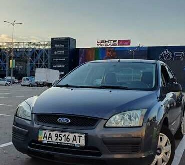 Серый Форд Фокус, объемом двигателя 1.4 л и пробегом 475 тыс. км за 3500 $, фото 1 на Automoto.ua
