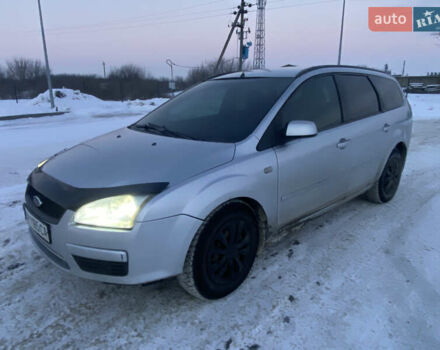 Сірий Форд Фокус, об'ємом двигуна 1.56 л та пробігом 250 тис. км за 3000 $, фото 1 на Automoto.ua