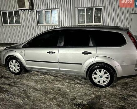 Серый Форд Фокус, объемом двигателя 1.6 л и пробегом 270 тыс. км за 4600 $, фото 1 на Automoto.ua