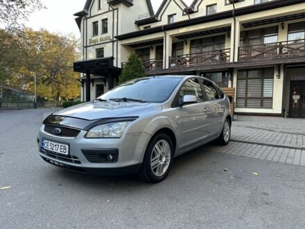 Форд Фокус 2005 в Черновцах на Automoto.ua Серый Форд Фокус, объемом двигателя 2 л и пробегом 320 тыс. км за 4150 $, фото 1 на Automoto.ua
