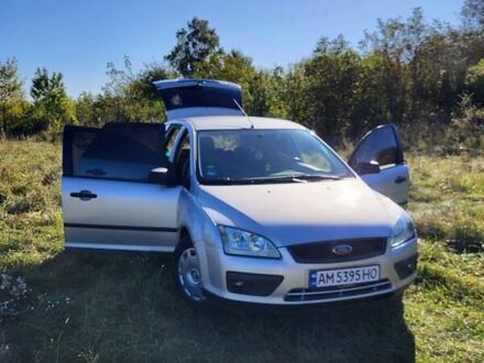 Серый Форд Фокус, объемом двигателя 1.6 л и пробегом 208 тыс. км за 4500 $, фото 1 на Automoto.ua