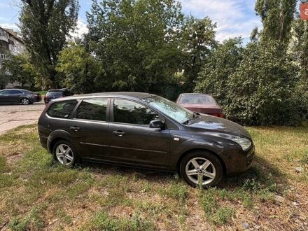 Сірий Форд Фокус, об'ємом двигуна 1.56 л та пробігом 283 тис. км за 4500 $, фото 1 на Automoto.ua