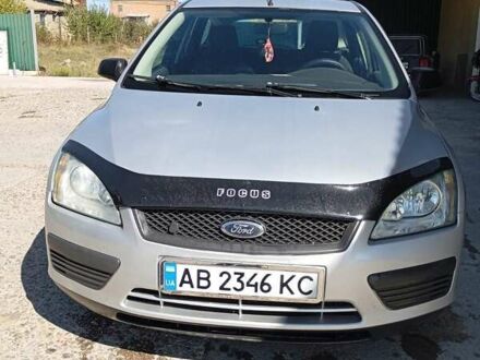 Форд Фокус 2006 в Песчанке на Automoto.ua Серый Форд Фокус, объемом двигателя 1.8 л и пробегом 268 тыс. км за 3300 $, фото 1 на Automoto.ua