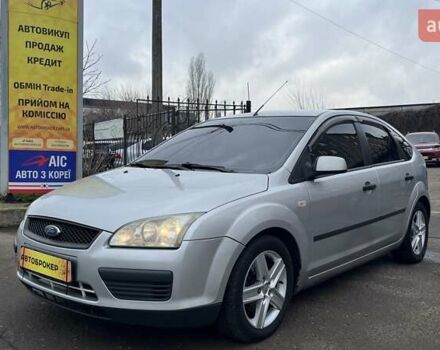 Серый Форд Фокус, объемом двигателя 1.6 л и пробегом 303 тыс. км за 4500 $, фото 1 на Automoto.ua