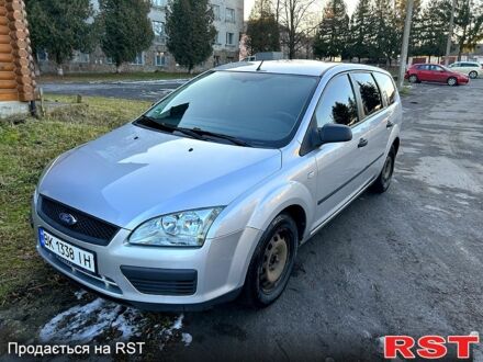 Серый Форд Фокус, объемом двигателя 1.6 л и пробегом 277 тыс. км за 4700 $, фото 1 на Automoto.ua