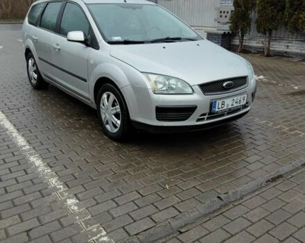 Сірий Форд Фокус, об'ємом двигуна 1.6 л та пробігом 300 тис. км за 2000 $, фото 1 на Automoto.ua