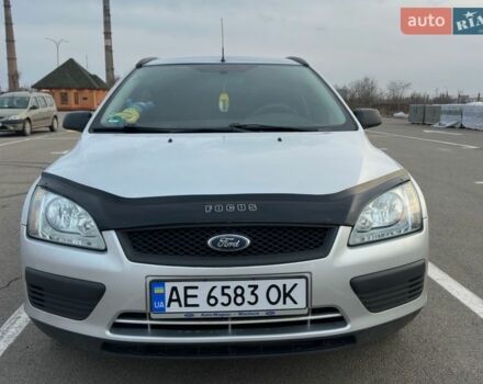 Серый Форд Фокус, объемом двигателя 1.6 л и пробегом 190 тыс. км за 5000 $, фото 1 на Automoto.ua