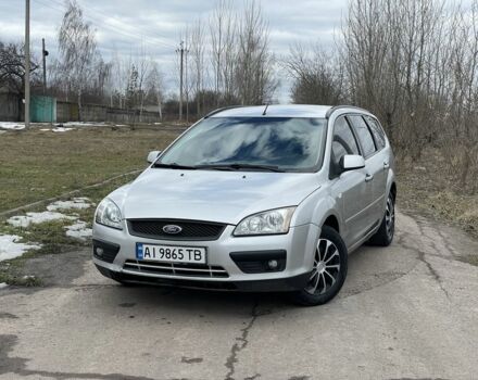 Серый Форд Фокус, объемом двигателя 1.6 л и пробегом 195 тыс. км за 3650 $, фото 1 на Automoto.ua