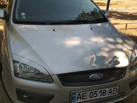 Форд Фокус 2006 у Покров (Орджонікідзе) на Automoto.ua Сірий Форд Фокус, об'ємом двигуна 1.6 л та пробігом 367 тис. км за 4450 $, фото 1 на Automoto.ua