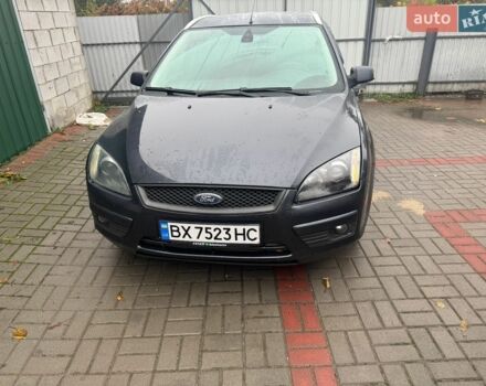 Сірий Форд Фокус, об'ємом двигуна 1.8 л та пробігом 253 тис. км за 3750 $, фото 1 на Automoto.ua