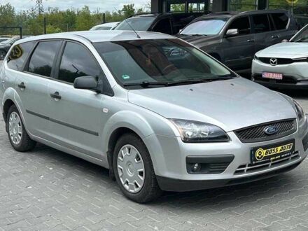 Форд Фокус 2006 в Черновцах на Automoto.ua Серый Форд Фокус, объемом двигателя 1.6 л и пробегом 248 тыс. км за 4600 $, фото 1 на Automoto.ua