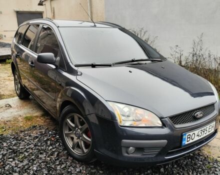 Серый Форд Фокус, объемом двигателя 1.6 л и пробегом 300 тыс. км за 4300 $, фото 1 на Automoto.ua