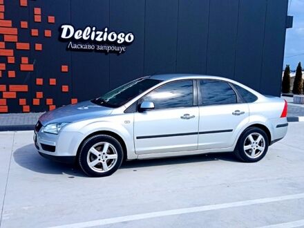 Серый Форд Фокус, объемом двигателя 1.6 л и пробегом 287 тыс. км за 4200 $, фото 1 на Automoto.ua