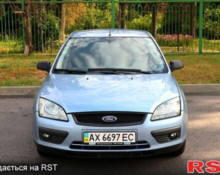 Сірий Форд Фокус, об'ємом двигуна 1.6 л та пробігом 197 тис. км за 4500 $, фото 1 на Automoto.ua