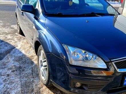 Сірий Форд Фокус, об'ємом двигуна 1.6 л та пробігом 27500 тис. км за 3900 $, фото 1 на Automoto.ua