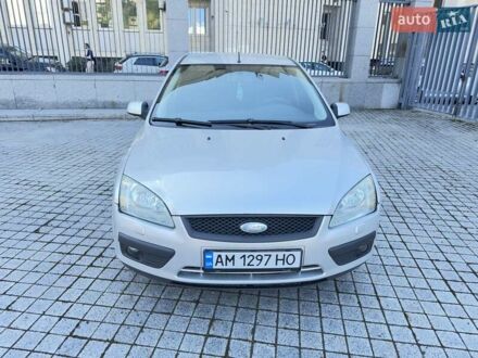 Форд Фокус 2006 в Киеве на Automoto.ua Серый Форд Фокус, объемом двигателя 1.6 л и пробегом 280 тыс. км за 3700 $, фото 1 на Automoto.ua