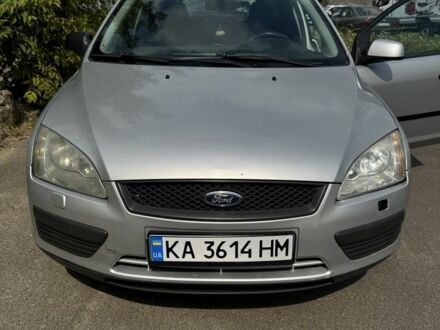Форд Фокус 2006 в Чернигове на Automoto.ua Серый Форд Фокус, объемом двигателя 1.6 л и пробегом 270 тыс. км за 4000 $, фото 1 на Automoto.ua