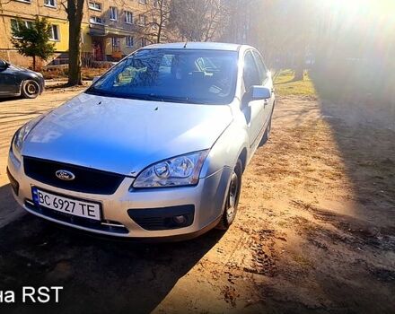 Серый Форд Фокус, объемом двигателя 1.6 л и пробегом 500 тыс. км за 3500 $, фото 1 на Automoto.ua