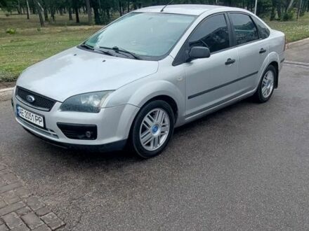 Форд Фокус 2006 в Синельниковом на Automoto.ua Серый Форд Фокус, объемом двигателя 1.6 л и пробегом 208 тыс. км за 4300 $, фото 1 на Automoto.ua