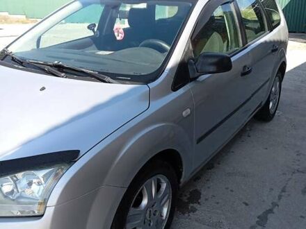 Форд Фокус 2006 в Песчанке на Automoto.ua Серый Форд Фокус, объемом двигателя 1.8 л и пробегом 257 тыс. км за 3700 $, фото 1 на Automoto.ua