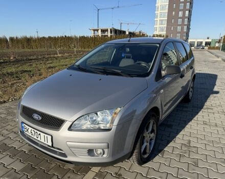 Серый Форд Фокус, объемом двигателя 1.6 л и пробегом 217 тыс. км за 3999 $, фото 1 на Automoto.ua