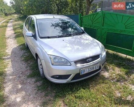 Серый Форд Фокус, объемом двигателя 1.8 л и пробегом 289 тыс. км за 4000 $, фото 1 на Automoto.ua