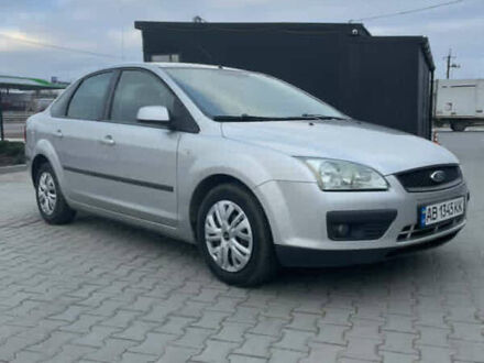 Серый Форд Фокус, объемом двигателя 1.6 л и пробегом 258 тыс. км за 4200 $, фото 1 на Automoto.ua