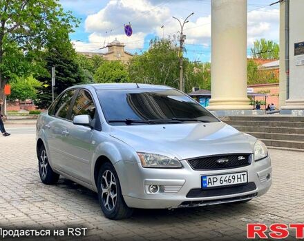 Серый Форд Фокус, объемом двигателя 1.6 л и пробегом 250 тыс. км за 3950 $, фото 1 на Automoto.ua