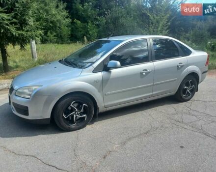 Сірий Форд Фокус, об'ємом двигуна 1.6 л та пробігом 285 тис. км за 5000 $, фото 1 на Automoto.ua