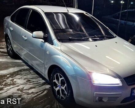 Серый Форд Фокус, объемом двигателя 1.6 л и пробегом 27700 тыс. км за 5200 $, фото 1 на Automoto.ua