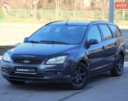 Серый Форд Фокус, объемом двигателя 1.6 л и пробегом 238 тыс. км за 5500 $, фото 1 на Automoto.ua