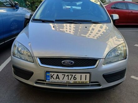 Сірий Форд Фокус, об'ємом двигуна 1.6 л та пробігом 240 тис. км за 4500 $, фото 1 на Automoto.ua